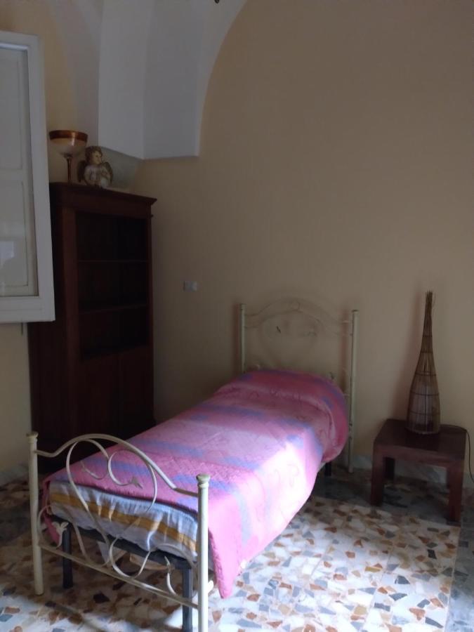 Palazzo Costantini Bed & Breakfast San Donato di Lecce Ngoại thất bức ảnh